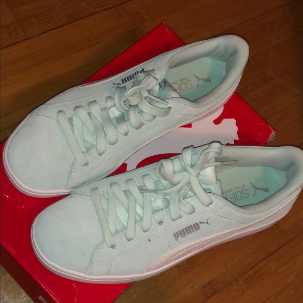 Puma - Picture 2 of 2